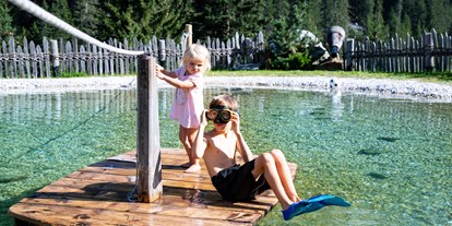 Familienhotel - Pools: Schwimmteich - Italien - Familienhotel Bella Vista