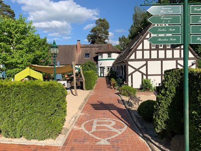 Familienhotel - Garten - Mecklenburg-Vorpommern - Willkommen Zuhause - Familotel Borchard's Rookhus