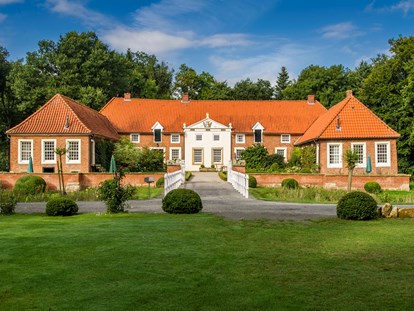 Familienhotel - Ausritte mit Pferden - Niedersachsen - Herrenhaus - Gut Landegge Familotel Emsland