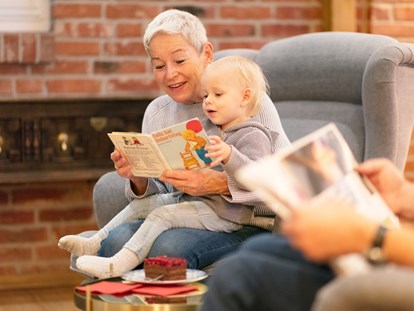 Familienhotel - Kinderbetreuung in Altersgruppen - Deutschland - Ideal auch für Oma und Opa mit Enkelkindern - Familotel Landhaus Averbeck