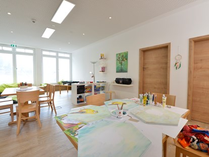 Familienhotel - Kinderbetreuung in Altersgruppen - Deutschland - Voilà, der neue Juniorclub - Familienhotel Ebbinghof