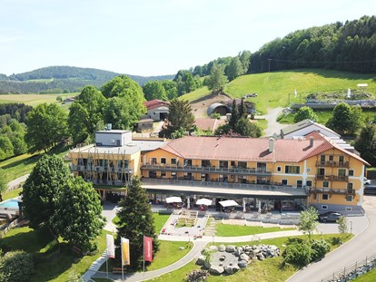 Familienhotel - Kletterwand - Bayern - Familotel Landhaus zur Ohe  - Familotel Landhaus zur Ohe
