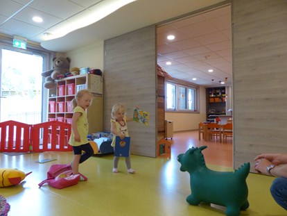 Familienhotel - Kinderbetreuung in Altersgruppen - Deutschland - Kinder im Happyclub - Familotel Landhaus zur Ohe