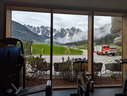 Familienhotel - Ladestation Elektroauto - Österreich - Gym - Dachsteinkönig - Familux Resort 