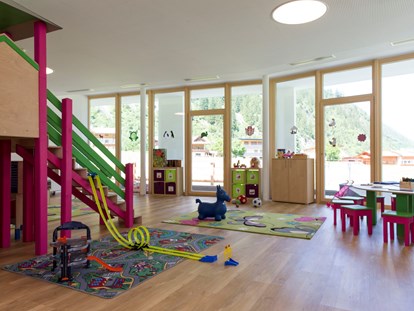 Familienhotel - Ehrwald - Indoor-Spielbereich - Alpenhotel Kindl