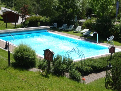 Familienhotel - Pools: Außenpool beheizt - Österreich - Beheizter Pool mit Kinderbecken - Lengauer Hof