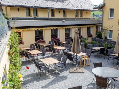 Familienhotel - Verpflegung: alkoholfreie Getränke ganztags inklusive - Baden-Württemberg - Terrasse - Familotel Engel