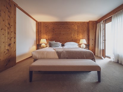 Familienhotel - Suiten mit extra Kinderzimmer - Schweiz - Superior Zimmer - Hotel Waldhuus Davos