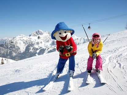 Familienhotel - Skikurs direkt beim Hotel - Kärnten - Ramsi im Skigebiet Nassfeld - Familienresort & Kinderhotel Ramsi