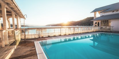 Familienhotel - Wellnessbereich - Kärnten - Ganzjährig beheizter Outdoor-Pool - Werzers Hotel Resort Pörtschach