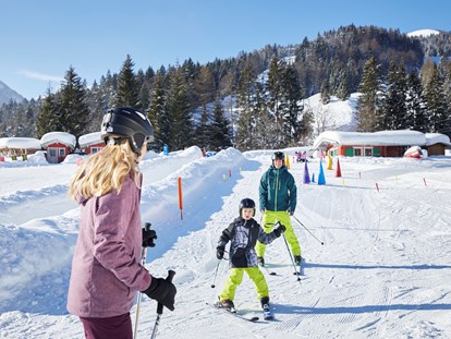 Familienhotel - Wellnessbereich - Tirol - Skifahren - Familienparadies Sporthotel Achensee****