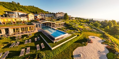 Familienhotel - Pools: Infinity Pool - Kärnten - Wellness- und Familienhotel auf 1.769 Metern Seehöhe - Mountain Resort Feuerberg