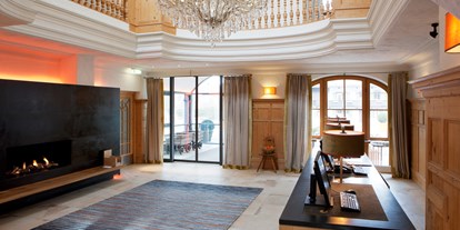 Familienhotel - Kletterwand - Bayern - Lobby - Hotel Bachmair Weissach