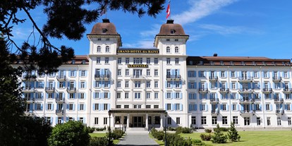 Familienhotel - Suiten mit extra Kinderzimmer - Schweiz - Aussenansicht Sommer Kempinski St. Moritz - Grand Hotel des Bains Kempinski St. Moritz