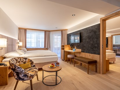 Familienhotel - Preisniveau: exklusiv - Schweiz - Viele unserer Doppelzimmer lassen sich mit Verbindungstüren zusammenschliessen.  - Resort La Ginabelle