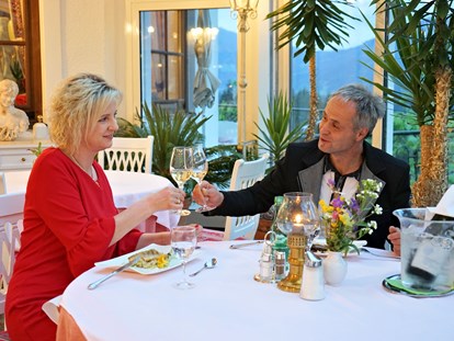 Familienhotel - Umgebungsschwerpunkt: Fluss - Kärnten - Abendessen im Wintergarten: https://www.glocknerhof.at/restaurant.html - Hotel Glocknerhof