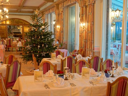 Familienhotel - Kinderbecken - Kärnten - Weihnachten im Hotel: https://www.glocknerhof.at/winter.html - Hotel Glocknerhof