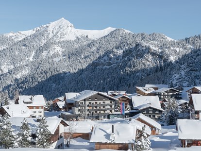 Familienhotel - Wellnessbereich - Schweiz - Gorfion Familotel Liechtenstein im Winter, direkt an der Skipiste - Gorfion Familotel Liechtenstein