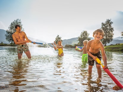 Familienhotel - Pools: Schwimmteich - Österreich - jede Menge Familienspaß beim Badesee - Sonnberg Ferienanlage
