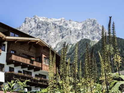 Familienhotel - Garten - Tirol - Tirolerhof Familotel Zugspitze