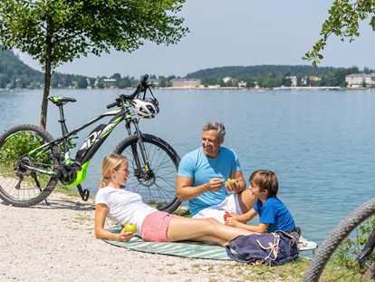 Familienhotel - Kinderbetreuung - Kärnten - Radfahren am Klopeiner See und in der Region. Ideal für Familien mit Kindern.  - Baby + Kinderhotel Sonnelino