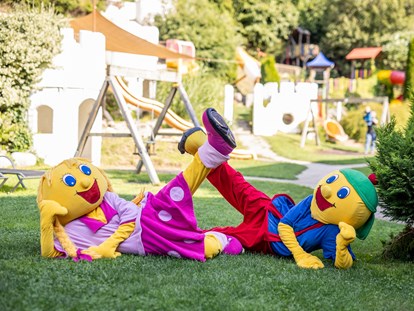 Familienhotel - Verpflegung: All-inclusive - Österreich - Smileys am Spielplatz  - Smileys Kinderhotel 