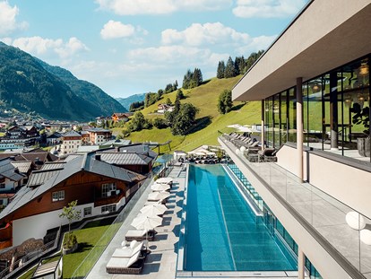 Familienhotel - Pools: Außenpool beheizt - Österreich - DAS EDELWEISS Salzburg Mountain Resort