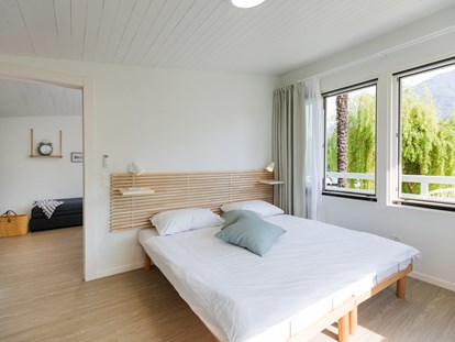 Familienhotel - Suiten mit extra Kinderzimmer - Schweiz - Chalet - Campofelice Camping Village*****