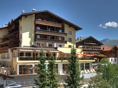 Familienhotel - Garten - Tirol - Bildquelle: http://www.furgler.at - Furgli Hotels