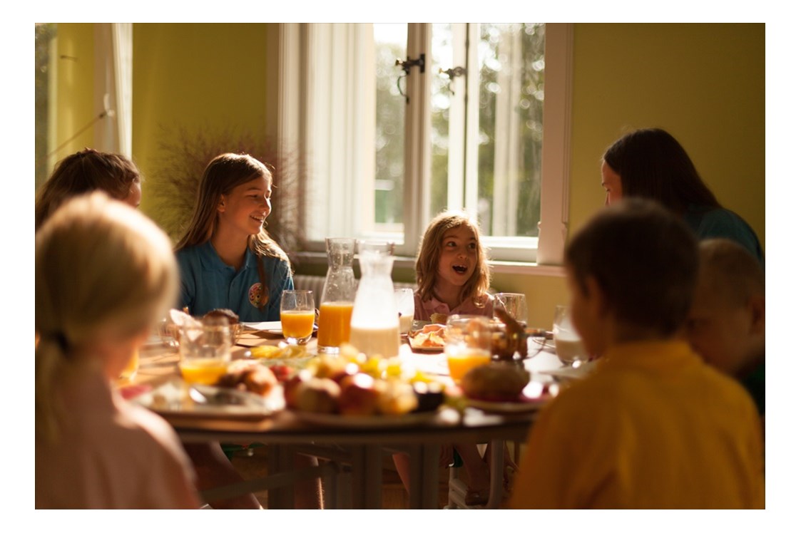 Kinderhotel: Zeit für unser leckeres Kinderfrühstück - Germany For Kids Kinderferienhotel Schloss Leizen