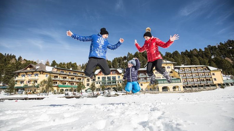 Erlebnisreicher Winterurlaub im Romantik Seehotel Jägerwirt auf der Turracher Höhe - Kinderhotel.Info