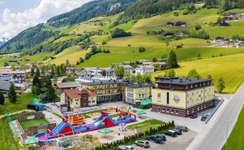 Bärenstarker Familienurlaub im Salzburger Land … im Wolkensteinbär - Kinderhotel.Info