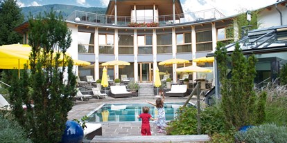 Familienhotel - Kinderwagenverleih - Döbriach - Ortners Eschenhof - Alpine Slowness