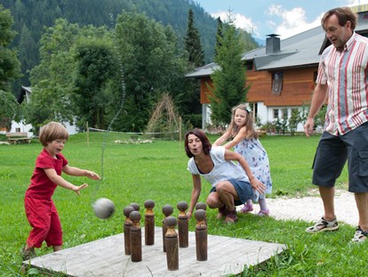 Familienhotel - Garten - Österreich - Auf der Spielwiese Hotel Eschenhof - Ortners Eschenhof - Alpine Slowness