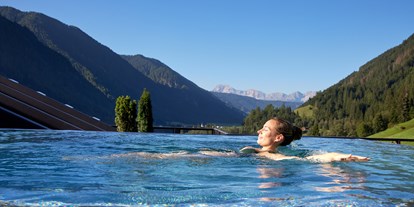 Familienhotel - Schwimmkurse im Hotel - Rasen Antholz (BZ) - Nature Spa Resort Hotel Quelle