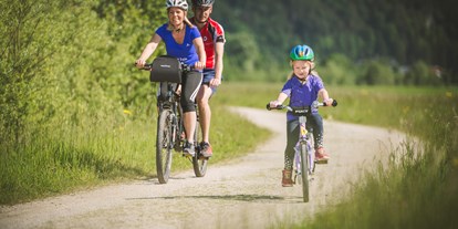Familienhotel - Ausritte mit Pferden - Tirol - gratis Fahrradverleih - Familotel Landgut Furtherwirt