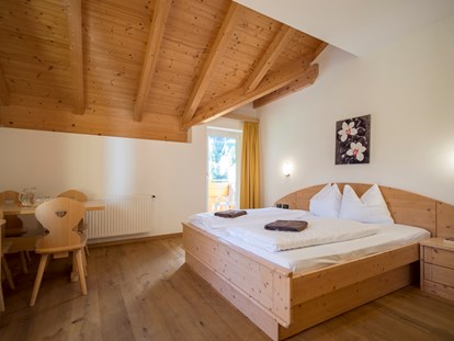Familienhotel - Verpflegung: Halbpension - Naturns bei Meran - ZIMMER MIT DOPPELBETT - Hotel Alpin***s