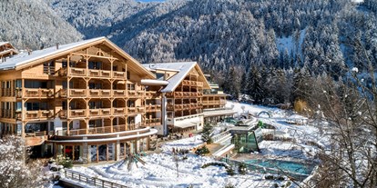 Familienhotel - Ponyreiten - Südtirol - Familien- und Babyhotel Sonnwies Dolomiten Südtirol - Kinderhotel Sonnwies