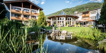 Familienhotel - Pools: Schwimmteich - Keutschach - Ferienhotel Trattnig - Ferienhotel Trattnig