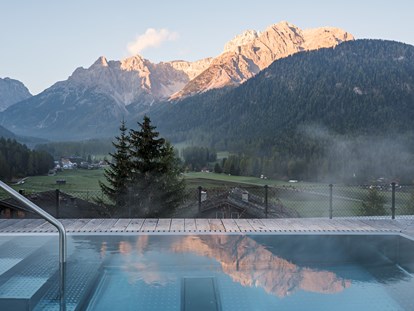 Familienhotel - Skilift - Südtirol - Roof Top Pool Residence Alma - Family Resort Rainer