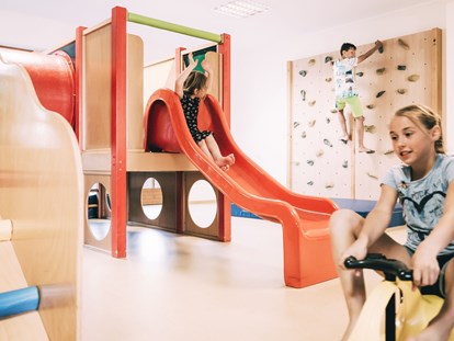 Familienhotel - Babybetreuung - Indoor-Spielraum - Das Original Kinderhotel Stegerhof in der Steiermark