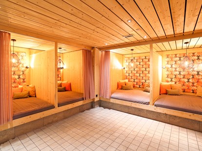 Familienhotel - Einzelzimmer mit Kinderbett - Schmallenberg - Familotel Sonnenpark