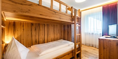 Familienhotel - Verpflegung: Frühstück - Tirol - Stockbett Familienzimmer - Hotel Seehof