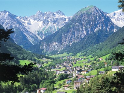 Familienhotel - Umgebungsschwerpunkt: am Land - Klosters - Aktiv - Naturnah - Ursprünglich. Das Brandnertal in Vorarlberg - Familienhotel Lagant