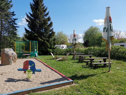 Familienhotel - Verpflegung: alkoholfreie Getränke ganztags inklusive - Vorpommern - Spielplatz - Familienhotel am Tierpark