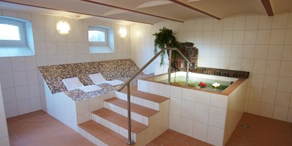 Familienhotel - Spielplatz - Nordseeküste - Sauna mit Tauchbecken und Ruheraum - Frieslandstern - Ferienhof und Hotel