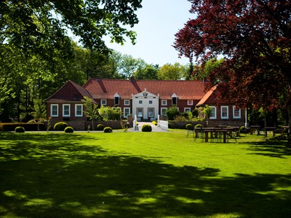 Familienhotel - Garten - Herrenhaus - Gut Landegge Familotel Emsland