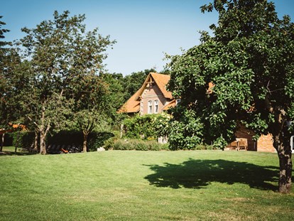 Familienhotel - Garten - Familienurlaub auf dem Bauernhof - Familotel Landhaus Averbeck