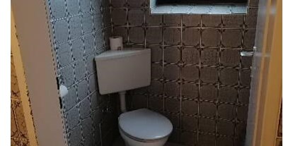 Familienhotel - Deutschland - Toilette vom Kinderbereich  - Familotel Ottonenhof - Die Ferienhofanlage im Sauerland