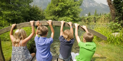 Familienhotel - Verpflegung: Halbpension - Torbole sul Garda - Kinder am Bach - Du Lac et Du Parc Grand Resort